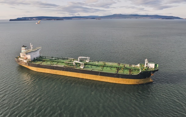 Фото для новини:БПЛА паралізували 40% нафтового експорту РФ - ЗМІ