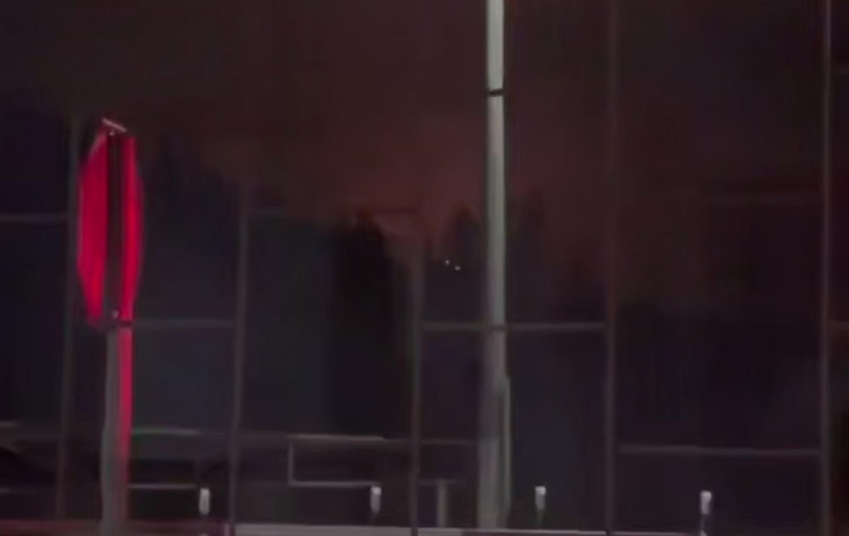 Фото для новини:Дрони атакували НПЗ в Ленінградській області РФ