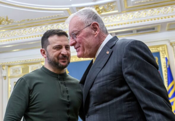 Фото для новини:Келлог порівняв Зеленського з Трампом