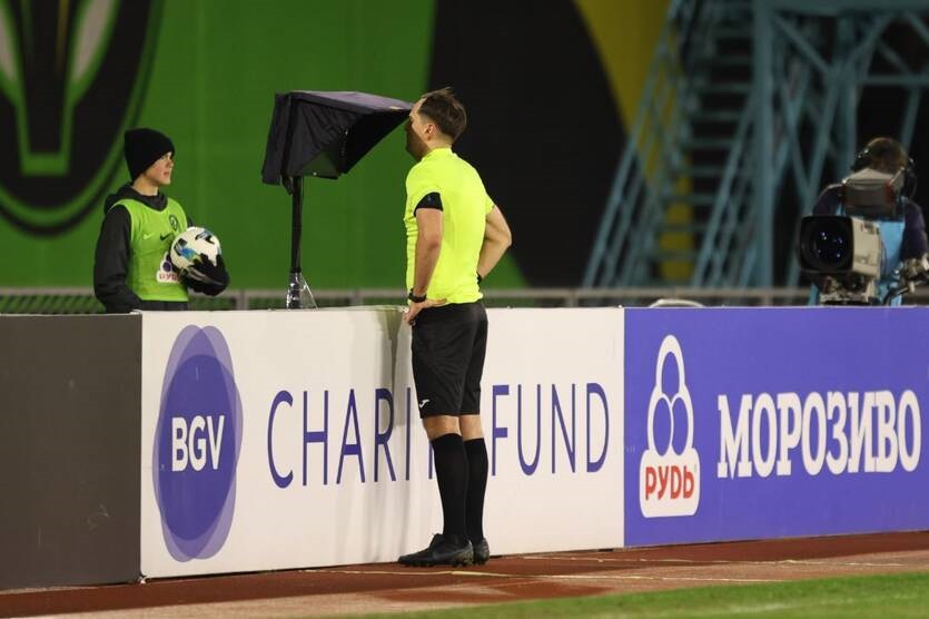 Фото для новини:Клуби УПЛ стали на бік Полісся у питанні суддівства