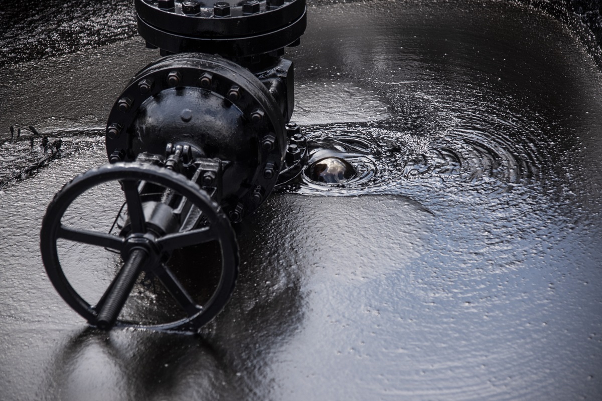 Фото для новини:Країни МЕА почали вивільнення аварійних нафтових запасів