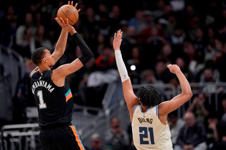 Фото для новини:НБА: Детройт впевнено переміг Міннесоту