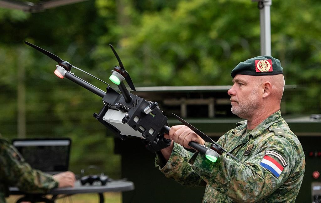 Фото для новини:Нідерланди першими у НАТО інтегрують дрони у всі підрозділи армії