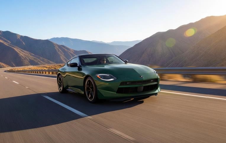 Фото для новини:Nissan оновила спорткар Z