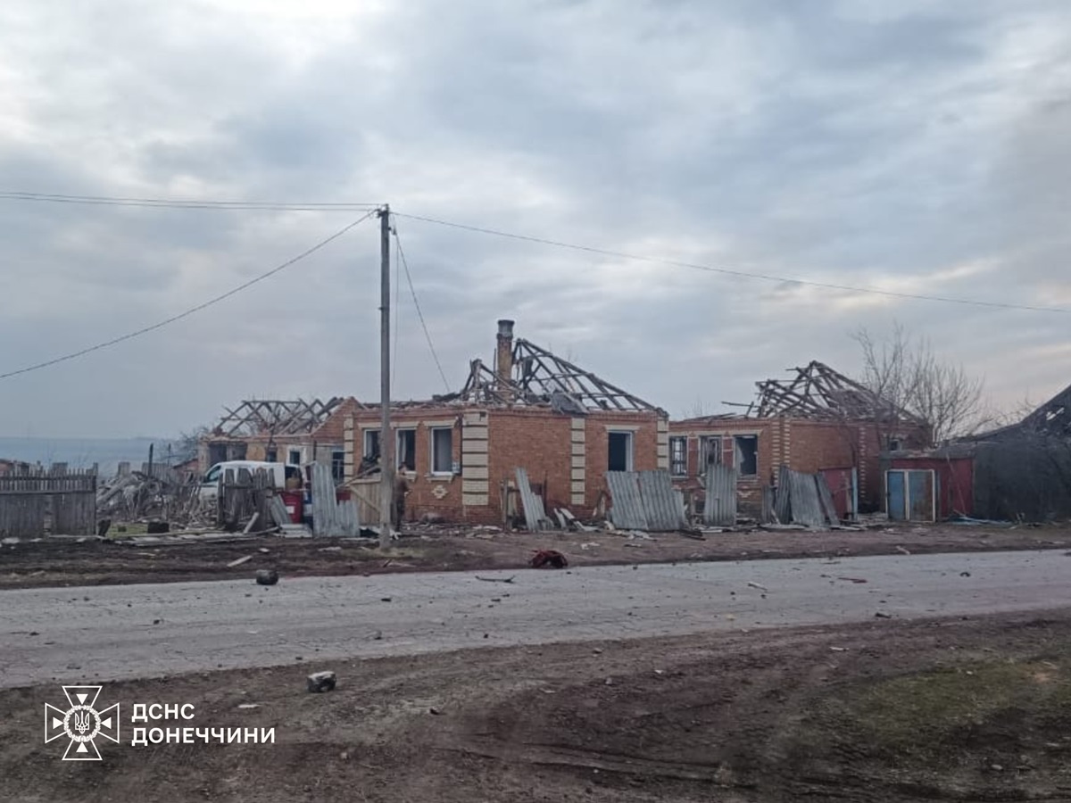 Фото для новини:Обстріли Донеччини: є жертва, серед поранених дитина