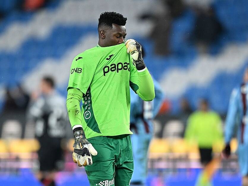 Фото для новини:Онана, усупереч очікуванням, піде з Манчестер Юнайтед, його очікує продаж