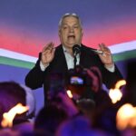 Фото для новини:Орбан зчинив істерику через опозиційних мітингарів