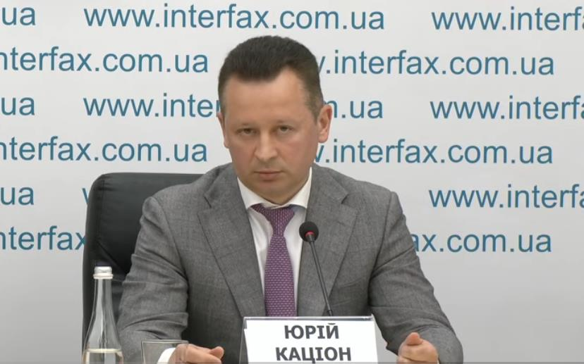 Фото для новини:Ощадбанк оцінив вплив "угорського кейсу" на валютний ринок України