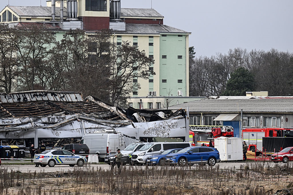 Фото для новини:Підпал заводу у Чехії: підозрювані висунули ультиматум компанії-власнику
