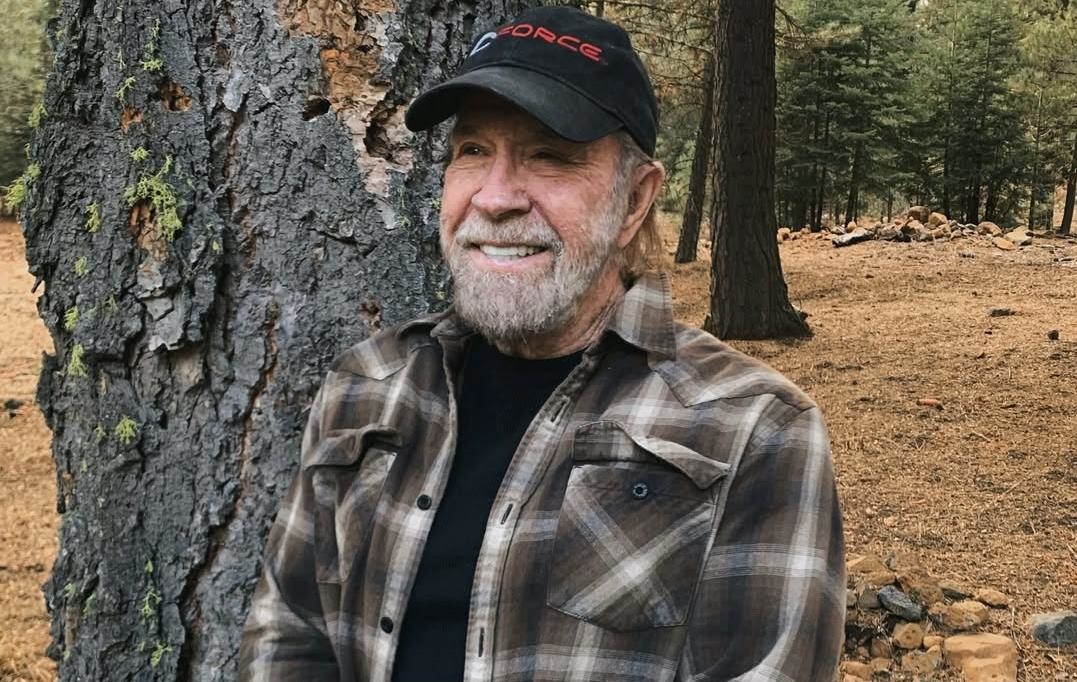 Фото для новини:Помер легендарний актор Чак Норріс