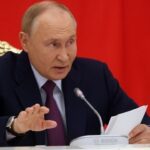 Фото для новини:Путін заявив про початок спаду економіки РФ