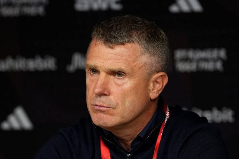 Фото для новини:Ребров виступив із проханням пробачити команду за поразку