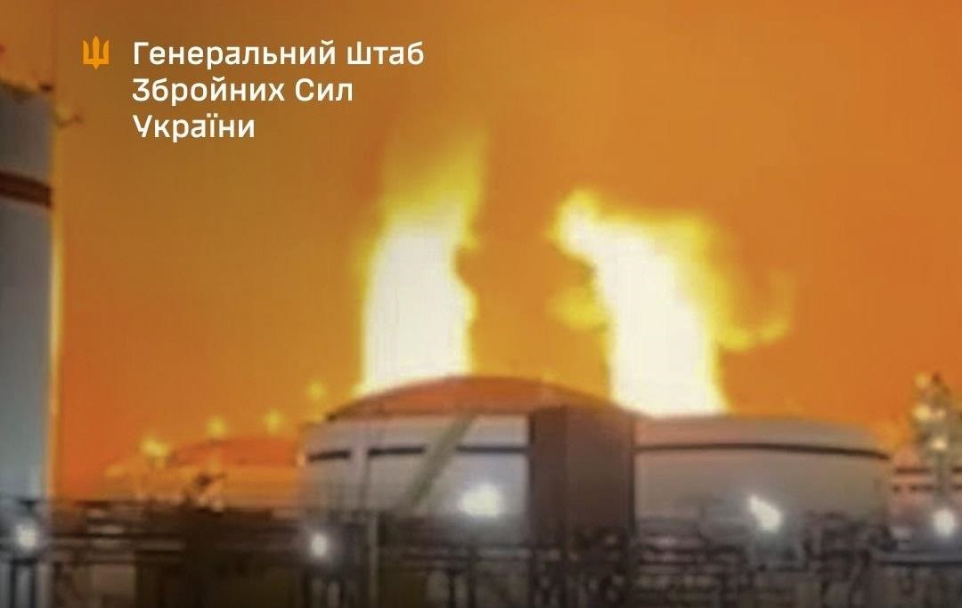 Фото для новини:Росія зупинила роботу стратегічних портів - ЗМІ