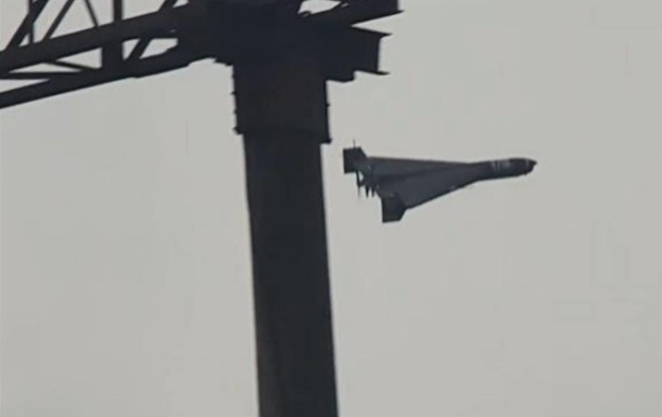 Фото для новини:Росіяни вдарили по Кривому Рогу реактивними "шахедами"