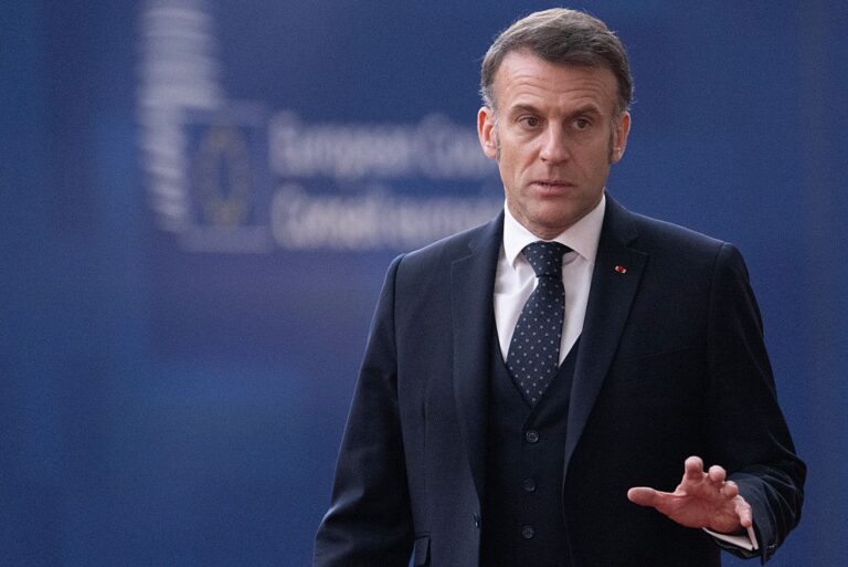 Фото для новини:Розблокування Ормузької протоки: Макрон розповів, що планується