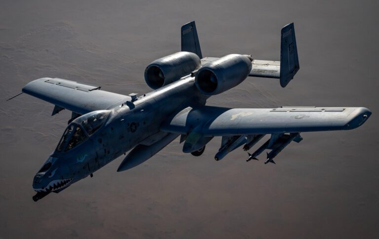 Фото для новини:США розпочали зачистку Ормузької протоки