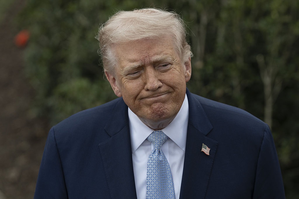 Фото для новини:Трамп розробляє стратегію щодо захоплення ядерних запасів Ірану - ЗМІ