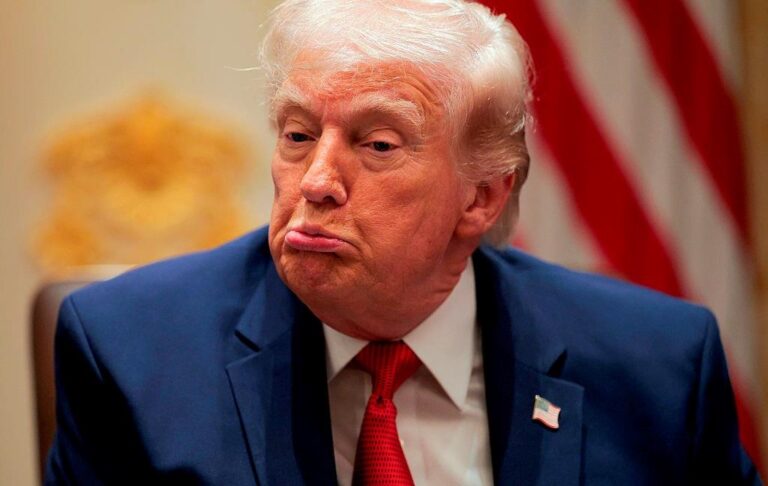 Фото для новини:Трамп зробив заяву про сексуальну орієнтацію нового лідера Ірану