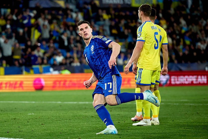 Фото для новини:У Дьокереша вийшло забити тричі у ворота збірної України