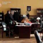 Фото для новини:У Киві посадовці отримали підозри за фіктивне працевлаштування чоловіків