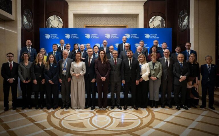 Фото для новини:У Києві зібралися донори відновлення України