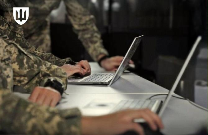 Фото для новини:У Силах оборони відкрито понад 2 000 вакансій для IT-фахівців