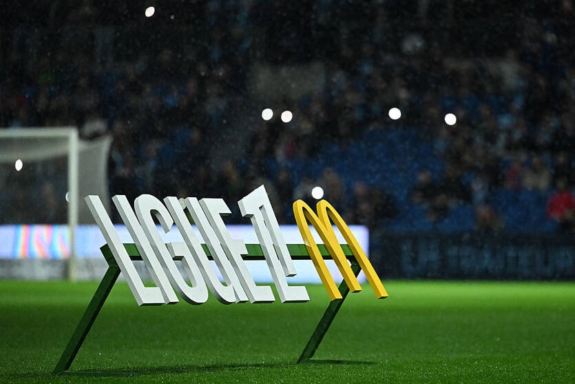 Фото для новини:Учасники Ліги 1 вимагають перенести матчі заради єврокубків