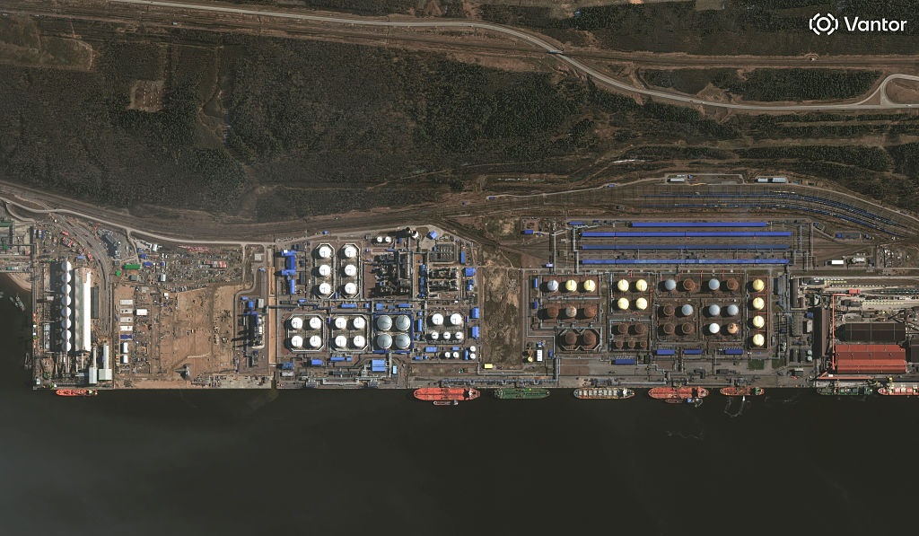 Фото для новини:Українські дрони паралізували експорт нафти РФ із Балтійських портів - ЗМІ