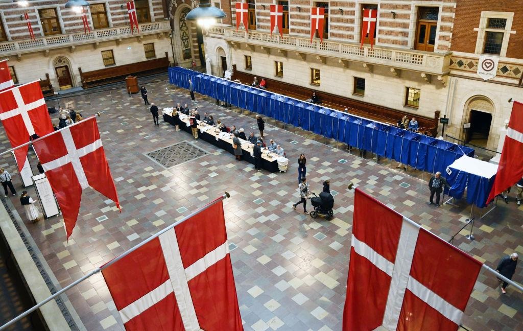 Фото для новини:В Данії проходять вибори в парламент