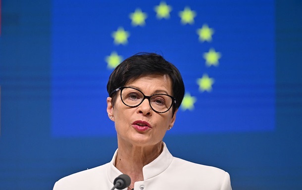 Фото для новини:Єврокомісарка заявила про неможливість членства України в ЄС до 2027 року
