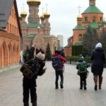 Фото для новини:Завершено перевірку монастиря з підпільною школою в Києві на зв'язки з РПЦ