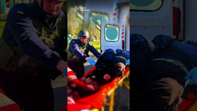 Фото для новини:BLOODY BUS STOP IN NIKOPOL! 💔/ КРИВАВА ЗУПИНКА В НІКОПОЛІ!