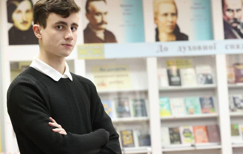 Фото для новини:18-річний поет із Сімферополя став лауреатом міжнародної премії