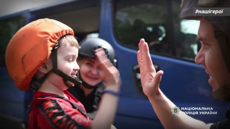 Фото для новини:Поліцейський Євгеній Токарєв про евакуацію з прифронтових районів Запоріжжя