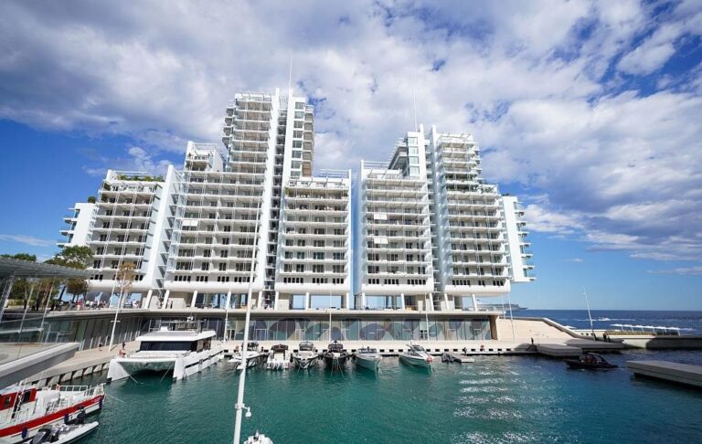 Фото для новини:Ахметов придбав квартиру в Монако за рекордні $550 - ЗМІ