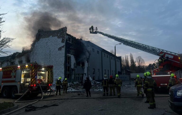 Фото для новини:Атака на Київ: зросло число жертв і з'явилися фото