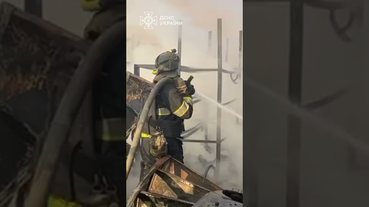 Фото для новини:МАСШТАБНА ПОЖЕЖА: Окупанти спопеляють Херсон