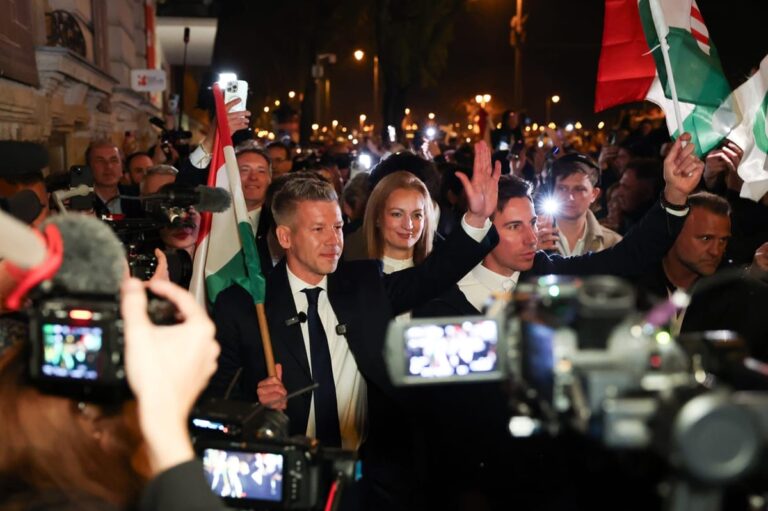 Фото для новини:Битва між Давидом і Голіафом: Мадяр виступив перед угорцями