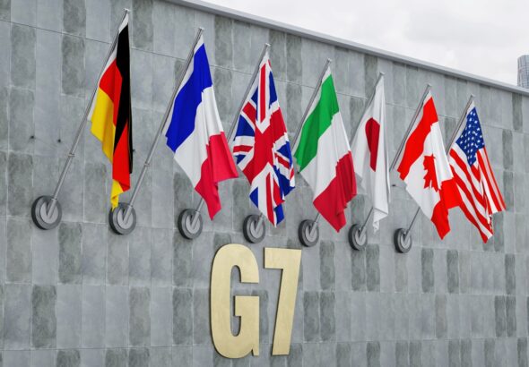 Фото для новини:Брюссель тисне на G7 щодо допомоги Україні