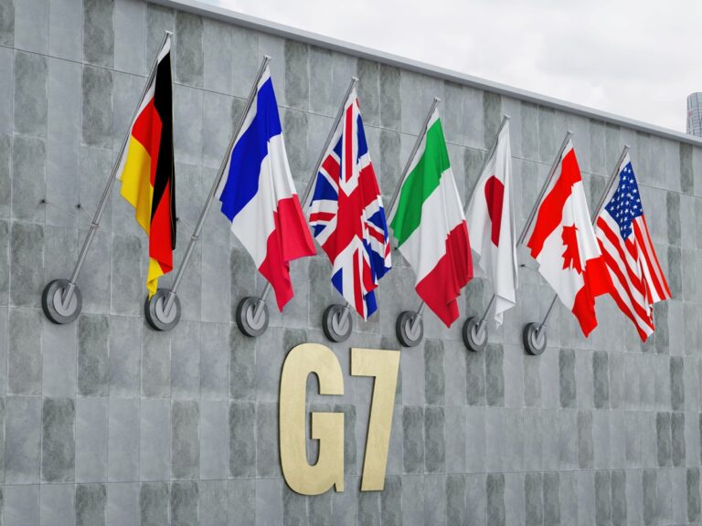 Фото для новини:Брюссель тисне на G7 щодо допомоги Україні