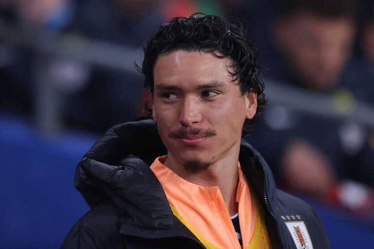 Фото для новини:Челсі підписує колишнього гравця Ліверпуля