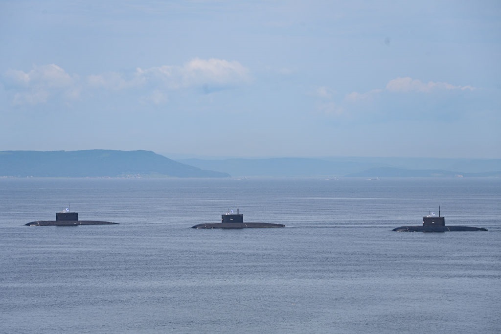 Фото для новини:Човни у водах Британії. Таємна операція Росії