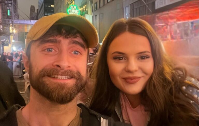 Фото для новини:Деніел Редкліфф зустрів українську фанатку в Нью-Йорку