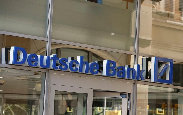 Фото для новини:Deutsche Bank визнав, що порушив санкції ЄС для російських клієнтів