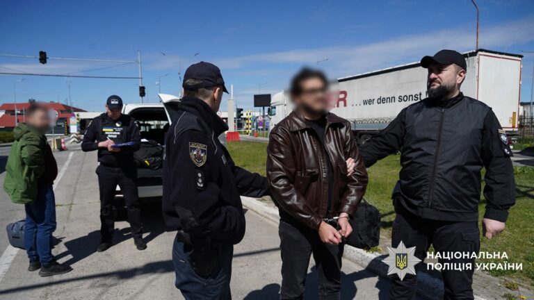 Фото для новини:До України естрадували організатора продажу неіснуючих авто для ЗСУ