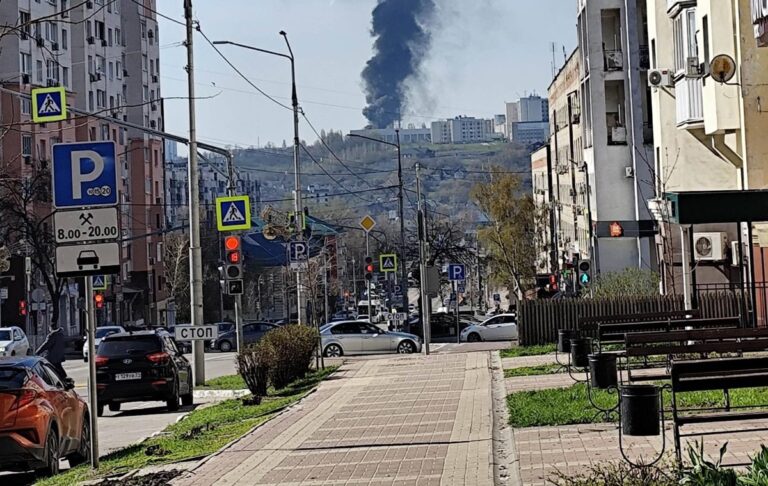 Фото для новини:Дрони атакували підстанцію в російському Білгороді