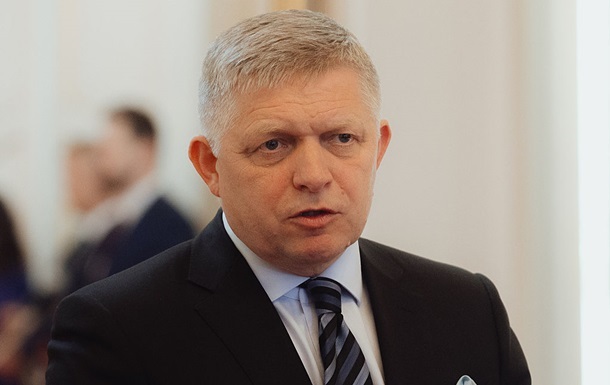 Фото для новини:Фіцо зібрався на парад у РФ, однак Литва і Латвія закрили для нього небо