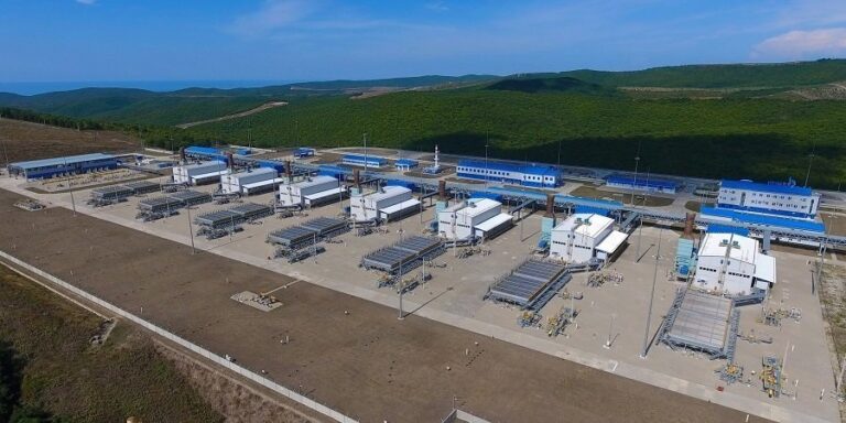 Фото для новини:Газпром повідомив про нову атаку дронів на компресорну станцію