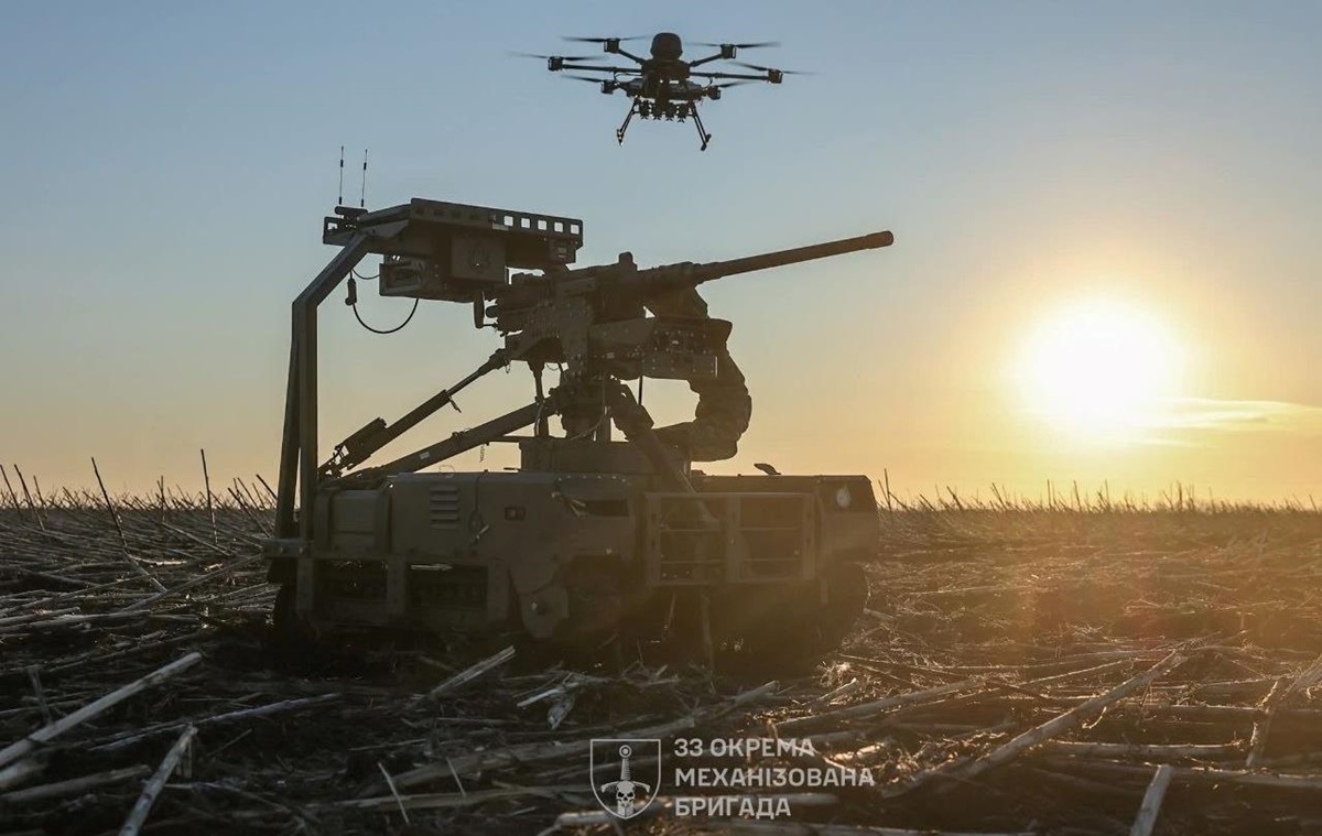 Фото для новини:Генштаб заявив про активні бої на 10 напрямках