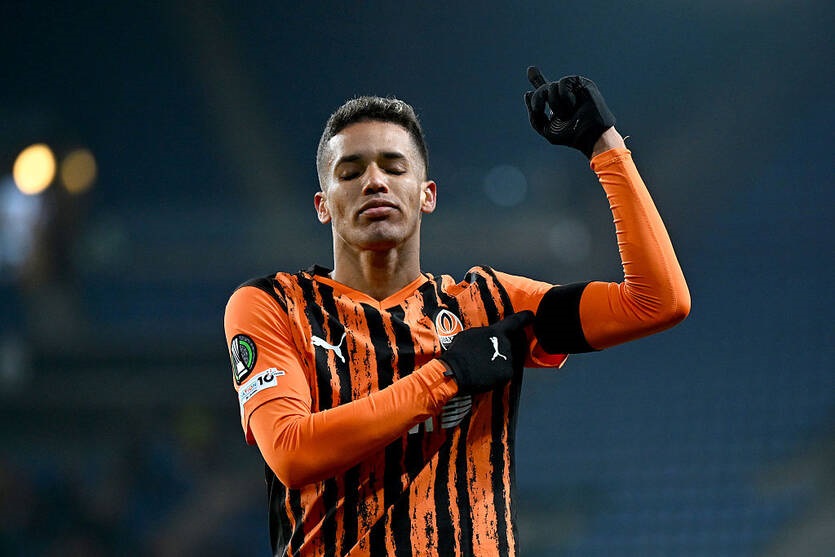 Фото для новини:Гол Педріньйо став кращим на тижні в Лізі конференцій